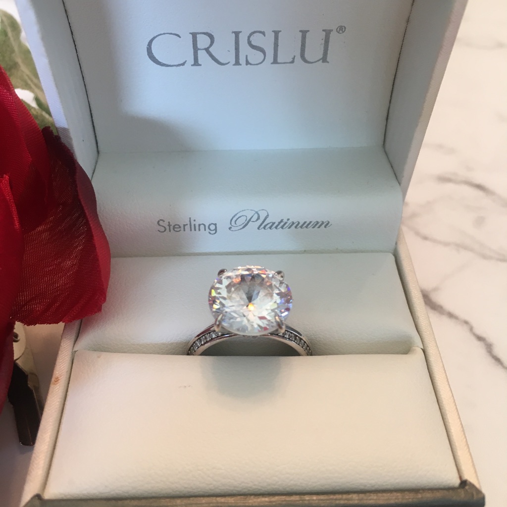 Crislu Say I Do Faux Diamond Ring 125$